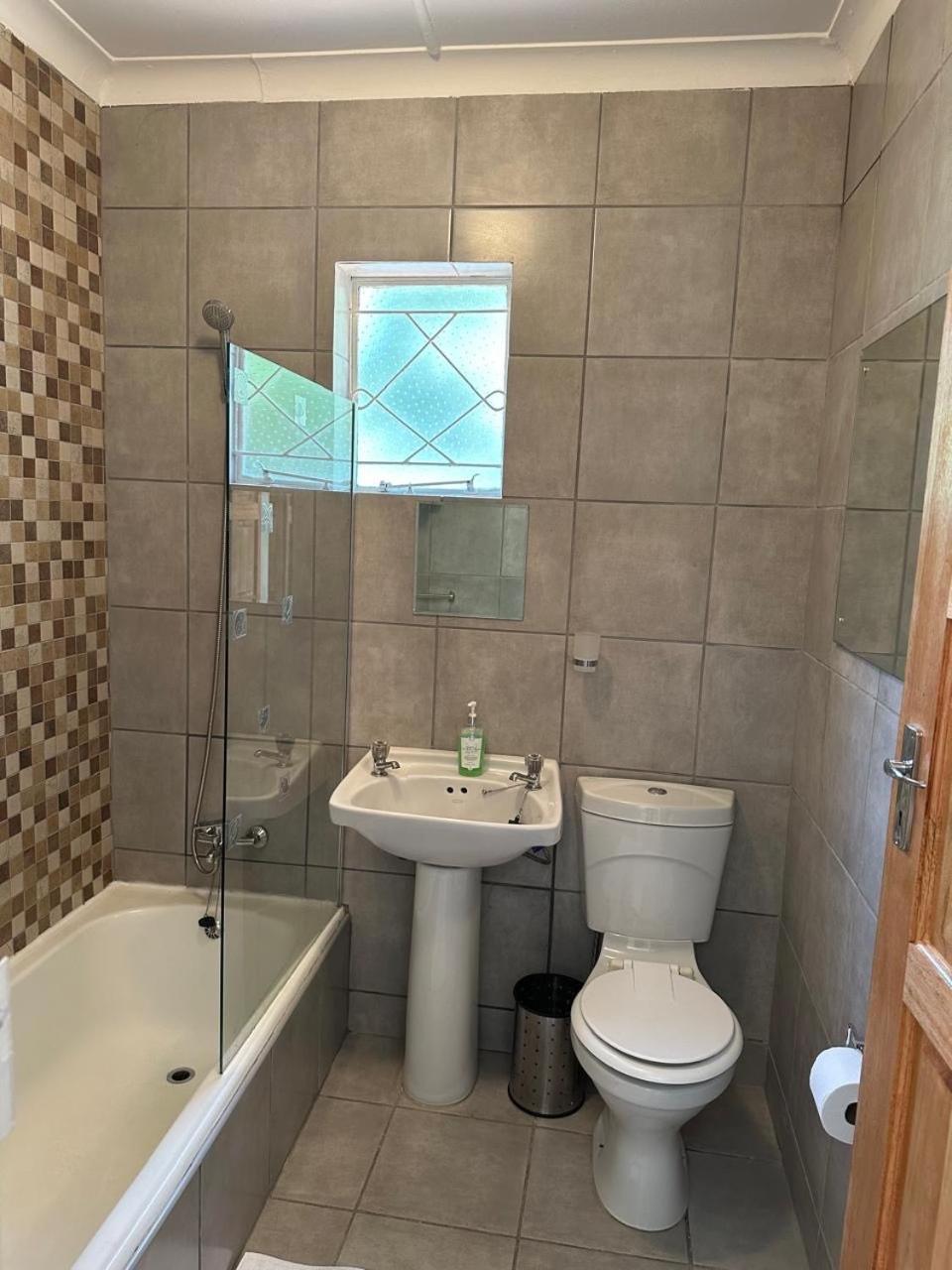 Bagley Terrace 136 Cottage Johannesburg Zewnętrze zdjęcie